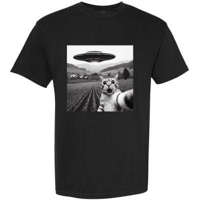 Cat Selfie With Alien Ufo Funny Cat Gifts Garment-Dyed Heavyweight T-Shirt