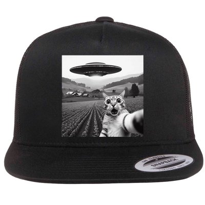 Cat Selfie With Alien Ufo Funny Cat Gifts Flat Bill Trucker Hat