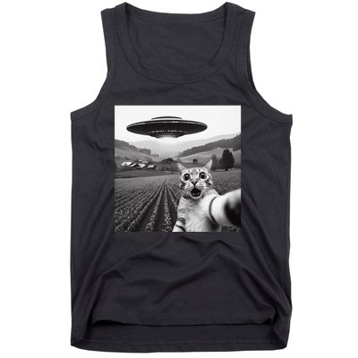 Cat Selfie With Alien Ufo Funny Cat Gifts Tank Top