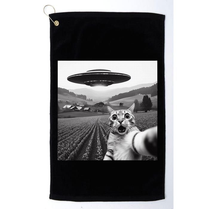 Cat Selfie With Alien Ufo Funny Cat Gifts Golf Towel