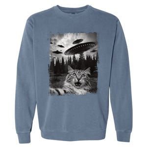 Cat Selfie With Ufo Alien Funny Cat Graphic Garment-Dyed Sweatshirt