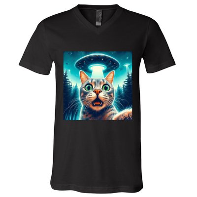 Cat Selfie With Ufo Cat Lover Meme V-Neck T-Shirt