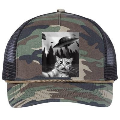 Cat Selfie With Alien UFO Funny Cat Lovers Spaceship Gift Retro Rope Trucker Hat Cap