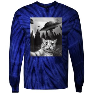 Cat Selfie With Alien UFO Funny Cat Lovers Spaceship Gift Tie-Dye Long Sleeve Shirt