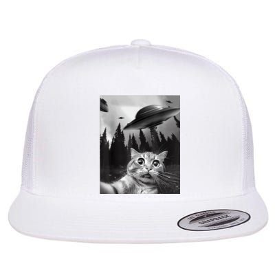 Cat Selfie With Alien UFO Funny Cat Lovers Spaceship Gift Flat Bill Trucker Hat