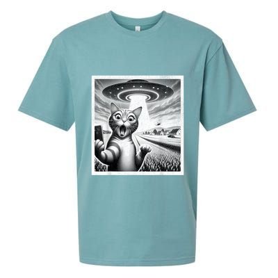 Cat Selfie With Alien Ufo Funny Cat For Women Sueded Cloud Jersey T-Shirt