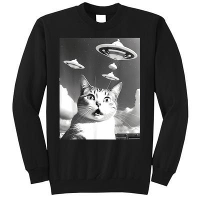 Cat Selfie With Alien UFO Spaceship Funny Cat Lovers Tall Sweatshirt