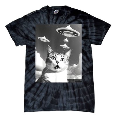 Cat Selfie With Alien UFO Spaceship Funny Cat Lovers Tie-Dye T-Shirt