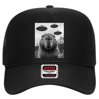 Capybara Selfie With Ufos Funny Graphic Trucker Hat