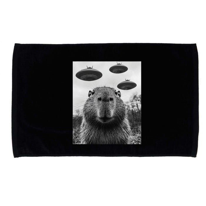 Capybara Selfie With Ufos Funny Graphic Microfiber Hand Towel