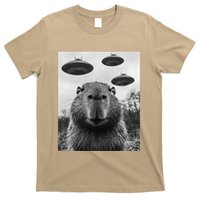 Capybara Selfie With Ufos Funny Graphic T-Shirt