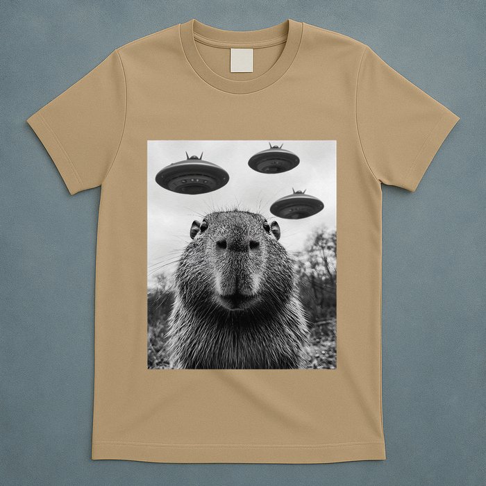 Capybara Selfie With Ufos Funny Graphic T-Shirt