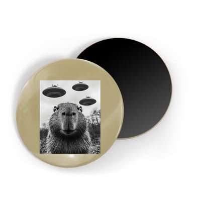 Capybara Selfie With Ufos Funny Graphic Magnet