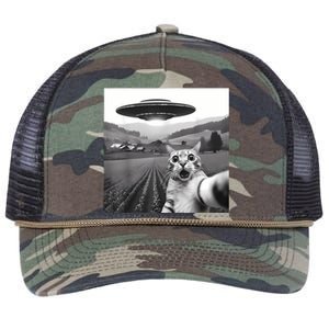 Cat Selfie With Alien Ufo Funny Cat Gifts Retro Rope Trucker Hat Cap