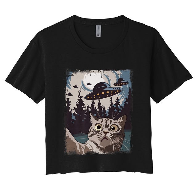 Cat Selfie With Ufo Alien Funny Cat Graphic Crop Top