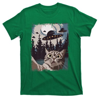 Cat Selfie With Ufo Alien Funny Cat Graphic T-Shirt