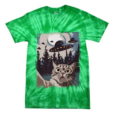 Cat Selfie With Ufo Alien Funny Cat Graphic Tie-Dye T-Shirt