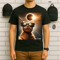 Cat Taking A Selfie With Solar 2024 Eclipse Wearing Glasses T-Shirt