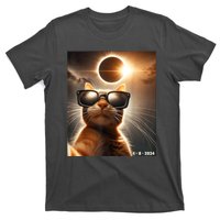 Cat Taking A Selfie With Solar 2024 Eclipse Wearing Glasses T-Shirt