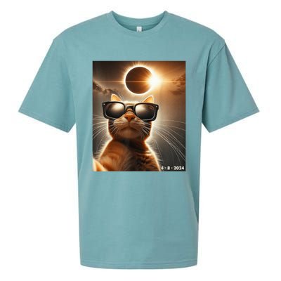 Cat Taking A Selfie With Solar 2024 Eclipse Wearing Glasses Sueded Cloud Jersey T-Shirt