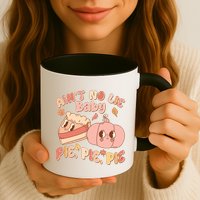 Cute Thanksgiving Aint No Lie Baby Pie Pie Pie Retro Cartoon Pumpkin Pie Mug