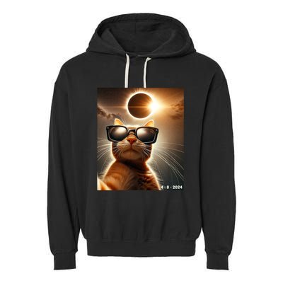 Cat Taking A Selfie With Solar 2024 Eclipse Wearing Glasses Garment-Dyed Fleece Hoodie