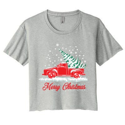 Christmas Tree In Back Of Old Red Pick Up Truck Snowing Cute Gift Women's Crop Top Tee