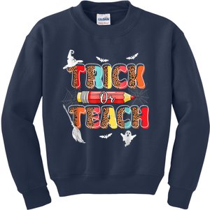 Cute Trick Or Teach Fun Halloween Teacher Leopard Groovy Kids Sweatshirt