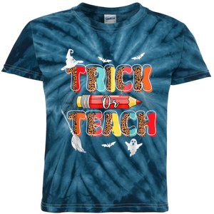 Cute Trick Or Teach Fun Halloween Teacher Leopard Groovy Kids Tie-Dye T-Shirt