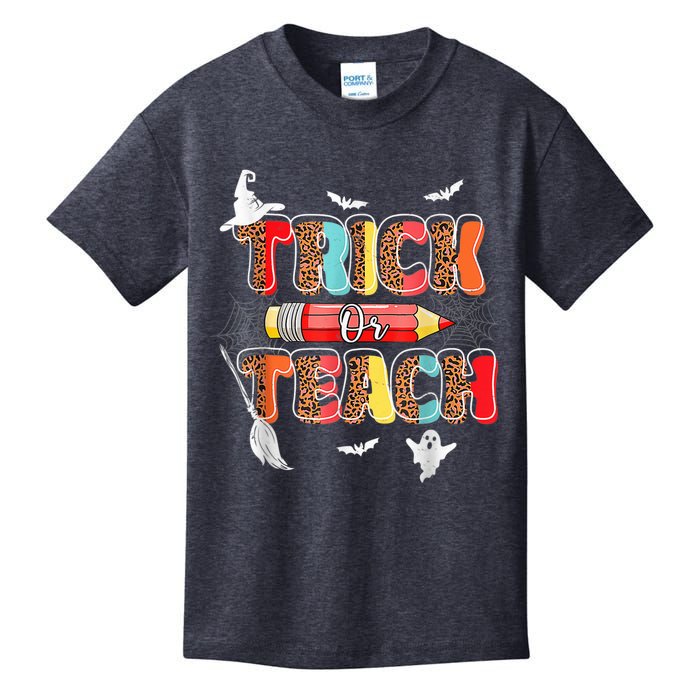 Cute Trick Or Teach Fun Halloween Teacher Leopard Groovy Kids T-Shirt