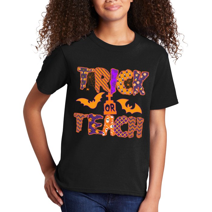 Cute Trick Or Treat Halloween Patterns Kids T-Shirt