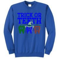 Cute Trick Or Teeth Dentist Halloween Funny Dental Hygienist Gift Sweatshirt