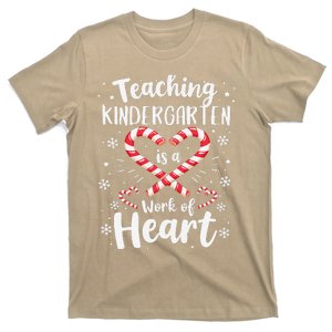 Christmas Teacher Teaching Kindergarten Is A Work Of Heart T-Shirt