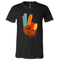 Cute Thanksgiving Turkey Peace Sign Grateful V-Neck T-Shirt