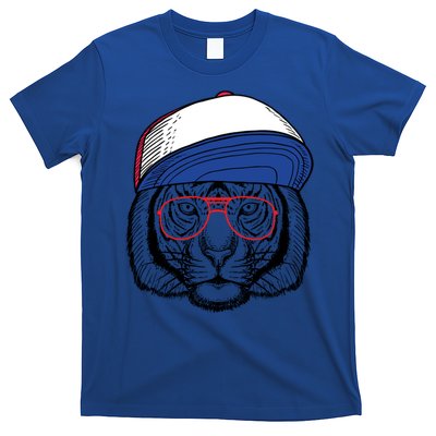 Cute Tiger With Glasses Meaningful Gift T-Shirt