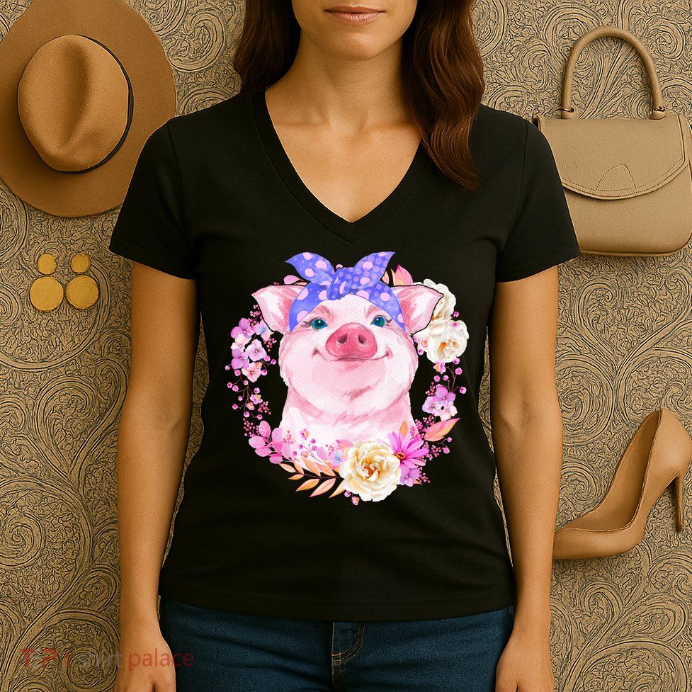 Cute Bandanna Pig Floral Women's V-Neck T-Shirt