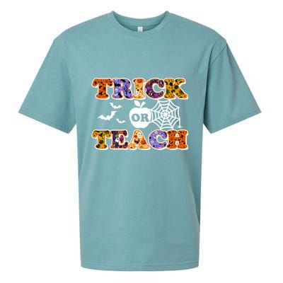 Cute Halloween Trick Or Teach Teacher Sueded Cloud Jersey T-Shirt
