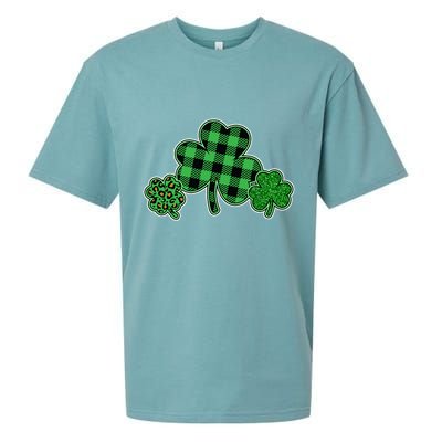 Cute St Patrick's Day Plaid Leopard Print Shamrocks Clovers Sueded Cloud Jersey T-Shirt