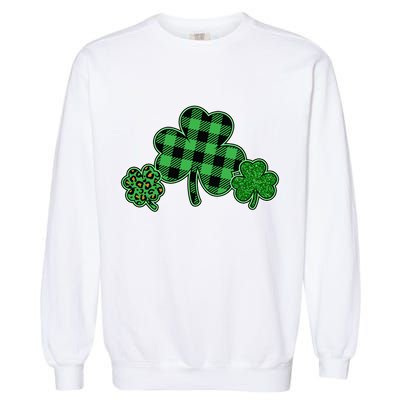 Cute St Patrick's Day Plaid Leopard Print Shamrocks Clovers Garment-Dyed Sweatshirt