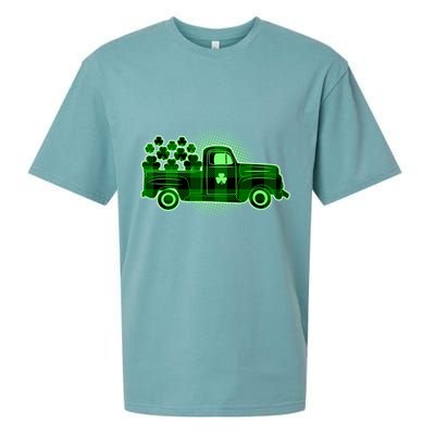 Cute St Patrick's Day Plaid Pick Up Truck Full Of Shamrocks Clovers Sueded Cloud Jersey T-Shirt
