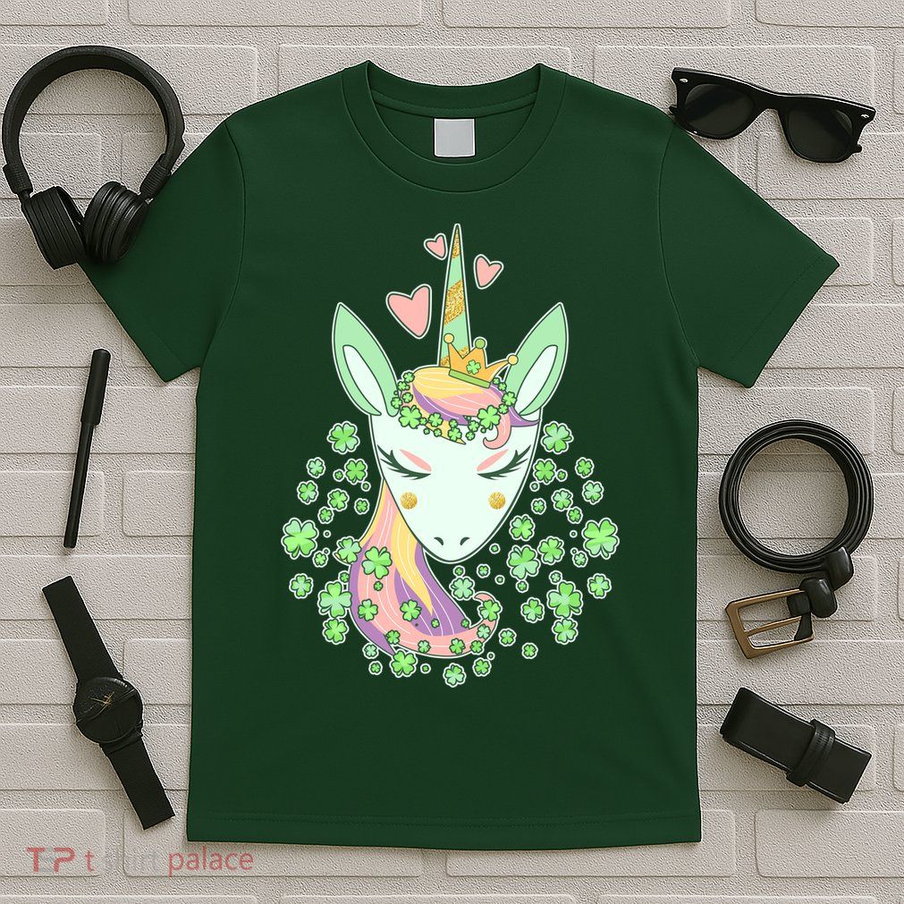 Cute St Patrick's Day Unicorn Shamrocks Clovers T-Shirt
