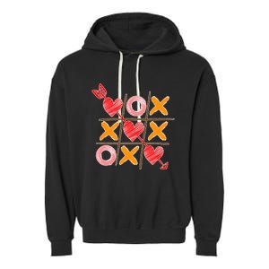 Cute Valentine Boy Girl Tic Tac Toe Hearts Win Garment-Dyed Fleece Hoodie