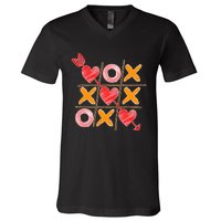 Cute Valentine Boy Girl Tic Tac Toe Hearts Win V-Neck T-Shirt