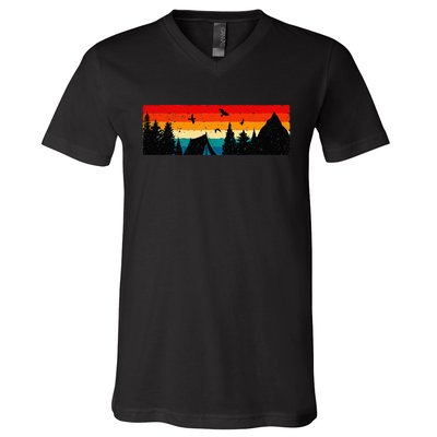 Camping vintage Camping Lover Outdoor Lover V-Neck T-Shirt