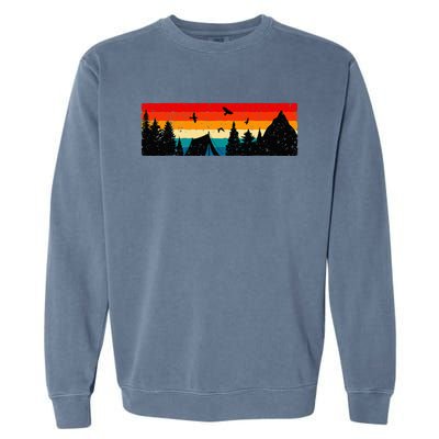 Camping vintage Camping Lover Outdoor Lover Garment-Dyed Sweatshirt