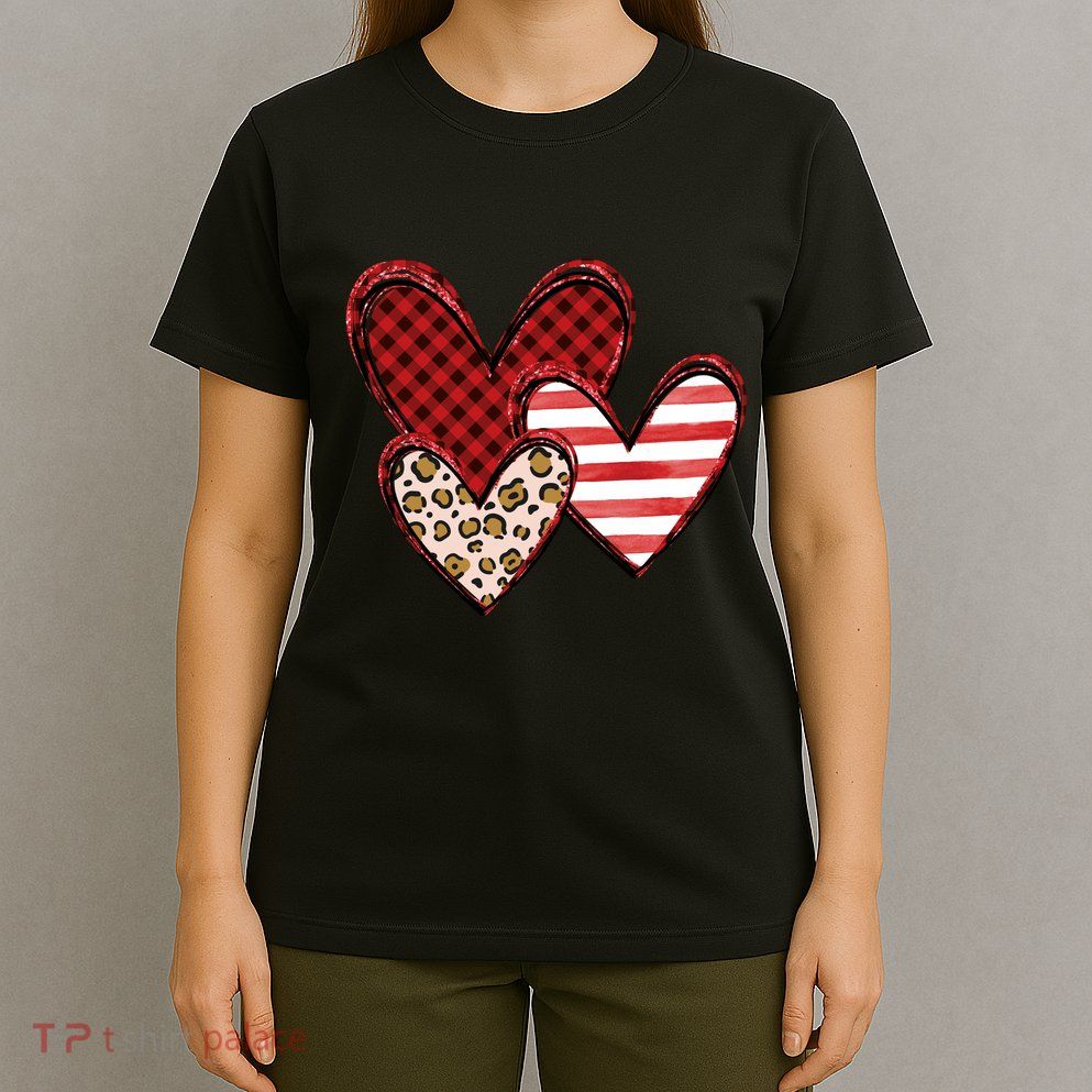 Cute Valentines Day Heart Pattern T-Shirt