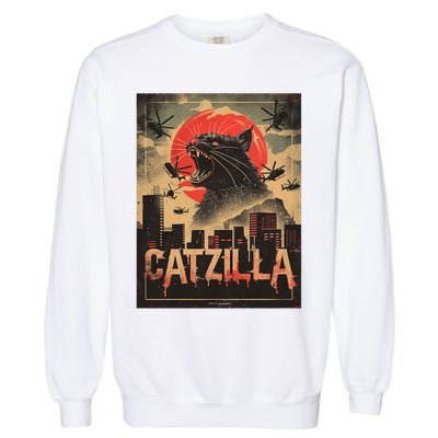 Catzilla Vintage Funny Cat Japanese Sunset Kitten Lover Garment-Dyed Sweatshirt