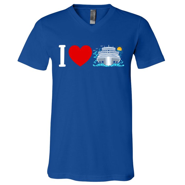 Cruising Vacation I Love Cruise Funny Gift V-Neck T-Shirt