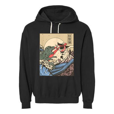 Catzilla Vs Kaiju Vintage Funny Cute Cat Art Japanese Sunset Garment-Dyed Fleece Hoodie