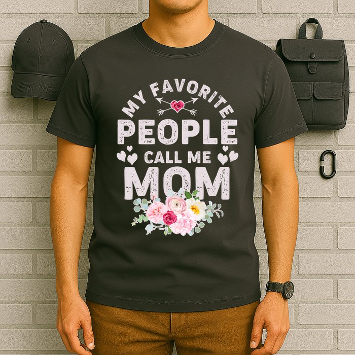 Cute Vintage My Favorite People Call Me Mom T-Shirt